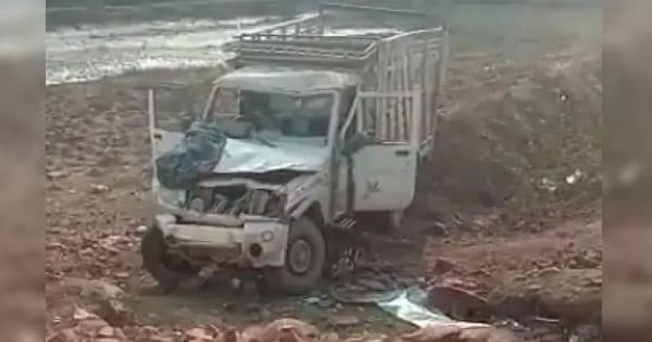 शिवपुरी में भीषण सड़क हादसा : मजदूरों से भरा पिकअप वाहन सिंध नदी में गिरा, 4 की मौत; कई घायल
