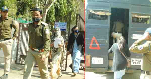 MP में ऐसा भी होता है: 12वीं की परीक्षा देने पहुंची महिला कैदी, इस आरोप में जेल में काट रही सजा
