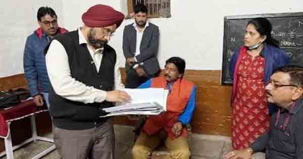 नरसिंहपुर में ईओडब्ल्यू की कार्रवाई: बीआरसी हरिओम पाठक को 15 हजार की रिश्वत लेते हुए रंगे हाथ पकड़ा