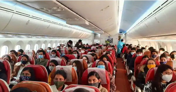 Russia-Ukraine War : 'ऑपरेशन गंगा' के तहत भारत पहुंची Air India की 5वीं फ्लाइट, तीन दिनों में 1156 भारतीयों की घर वापसी