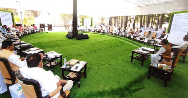 पचमढ़ी में ‘शिवराज सरकार’की बैठक में बड़ा फैसला, अप्रैल से दोबारा शुरू होगी मुख्यमंत्री तीर्थ दर्शन योजना