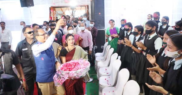 CM शिवराज प्रदेश के बच्‍चों से करेंगे 'पढ़ाई पे चर्चा', PM मोदी की 'परीक्षा पे चर्चा' के बाद किया ऐलान