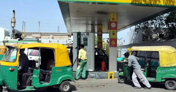 महंगाई की मार: लगातार दूसरे दिन बढ़े CNG के दाम, हफ्तेभर में बढ़ गए 9 रुपए 60 पैसे, जानें क्या हैं नए रेट