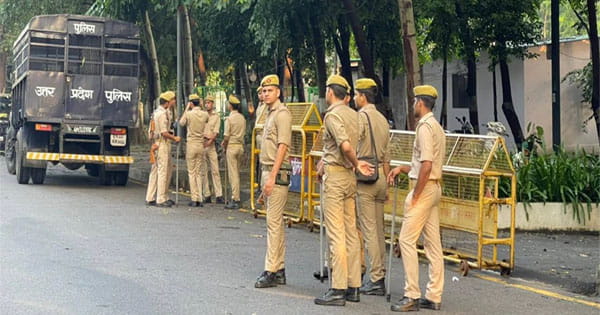 UP Police PET 2026: 1 अक्टूबर से शुरू होगी फिजिकल परीक्षा, जानें दौड़ का पूरा नियम