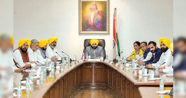 पंजाब: भगवंत मान सरकार का बड़ा ऐलान, जुलाई से मिलेगी 300 यूनिट फ्री बिजली; पेश किया 30 दिन का रिपोर्ट कार्ड
