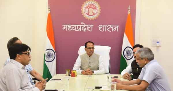 Seoni Mob Lynching : CM शिवराज ने एसपी समेत थाना और चौकी स्टाफ को हटाने के दिए निर्देश, जांच के लिए सरकार ने गठित की SIT