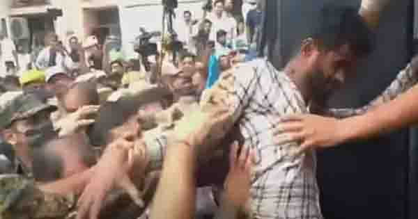 Udaipur Murder Case : कन्हैयालाल के हत्यारों को लोगों ने पीटा, कोर्ट ने NIA को दी 10 दिन की रिमांड, देखें VIDEO