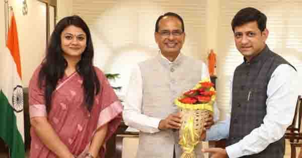 CM शिवराज से मिले नवनिर्वाचित महापौर पुष्यमित्र भार्गव, 5 या 6 अगस्त को ले सकते हैं शपथ