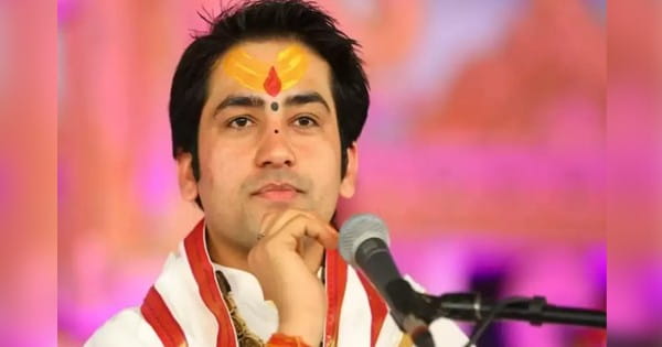 बाबा बागेश्वर धाम सरकार ने सनातनियों से की अपील