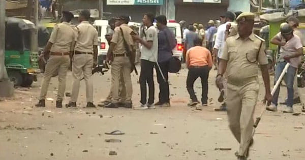 गुजरात के वडोदरा में रामनवमी की शोभा यात्रा पर पथराव, दिन में दो बार एक ही जगह हुई घटना
