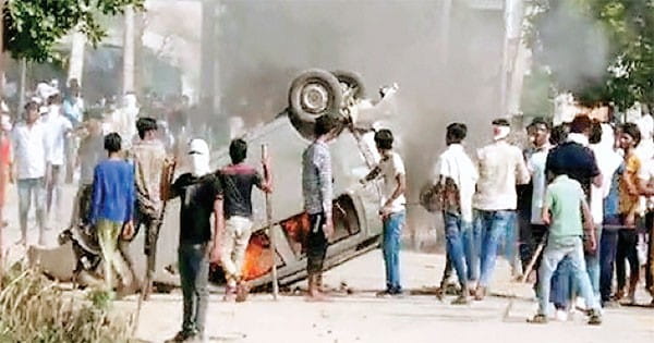हरियाणा में शोभायात्रा पर पथराव के बाद हिंसा, फायरिंग में 2 जवानों की मौत