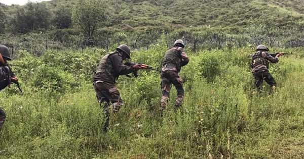 जम्मू-कश्मीर : राजौरी में पिछले 24 घंटे में 2 आतंकी ढेर, सर्च ऑपरेशन जारी; कुलगाम में शहीद हुए थे 3 जवान