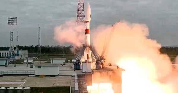 रूस का लूना-25 मून मिशन : 47 साल बाद किया लॉन्च, चंद्रयान-3 से पहले कर सकता है लैंड