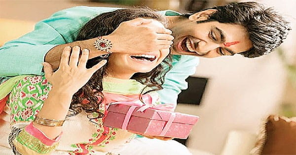 राखी पर बहन को दें ऐसे गिफ्ट, जिससे बेहतर हो उनकी सेहत और सेविंग्स