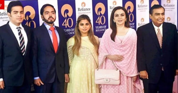 Reliance AGM 2023 : रिलायंस बोर्ड से नीता अंबानी का इस्तीफा; ईशा, आकाश और अनंत को मिली बड़ी जिम्मेदारी