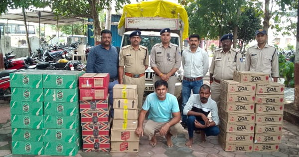 VIDEO : इंदौर में 3 लाख 71 हजार रुपए की 832 लीटर अवैध शराब के साथ दो गिरफ्तार, लहसुन की आड़ में कर रहे थे तस्करी