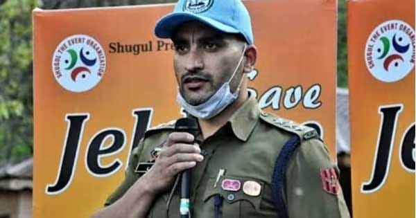 जम्मू-कश्मीर में DSP गिरफ्तार : शेख आदिल पर झूठे सबूत देने, सबूत नष्ट करने जैसे आरोपों में केस दर्ज