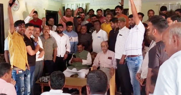 कांग्रेस में टिकट घोषित होने के बाद कई जगह विरोध : महू में राम किशोर के खिलाफ निर्दलीय चुनाव लड़ने को तैयार अंतर सिंह दरबार, खातेगांव और सेमरिया में भी विद्रोह की आहट