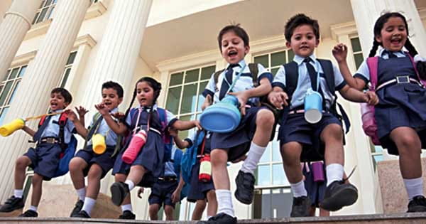 MP School Holidays : सरकारी स्कूल में दशहरे पर तीन... दिवाली पर 6 दिन रहेगा अवकाश, जानें KV और CBSE स्कूलों में कितने दिन रहेगी छुट्टी