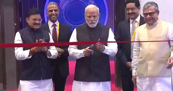 इंडियन मोबाइल कांग्रेस 2023 : PM मोदी बोले- 2014 में लोगों ने आउटडेटेड-फोन बदल दिया, 6G क्रांति का नेतृत्व संभालेगा भारत