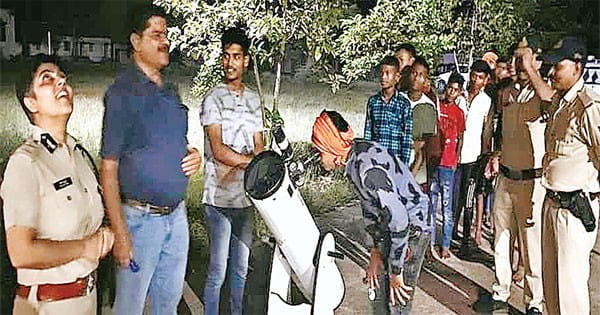 एमपी के ‘फुनसुख वांगड़ू’ ने जंगल के स्कूल में साइंस सेंटर बनवाए, एक दर्जन राज्यों में बदला वैज्ञानिक नजरिया