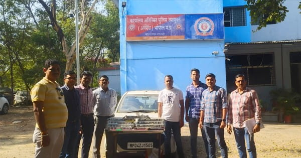 रिलायंस ने किया टर्मिनेट तो बना लिया गिरोह, चुराने लगे मोबाइल टॉवर्स में लगे बेस बैंड यूनिट (BBU) कार्ड, 35 लाख के माल के साथ 5 गिरफ्तार