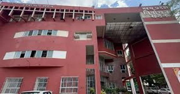 2018: चंबल में मतदान प्रतिशत सबसे कम, इसे बढ़ाने अफसर संभालेंगे बूथ