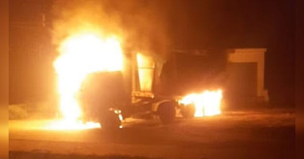 हरियाणा के अंबाला में ट्रक में लगी आग, हाईटेंशन तार की चपेट में आया; चालक की मौत