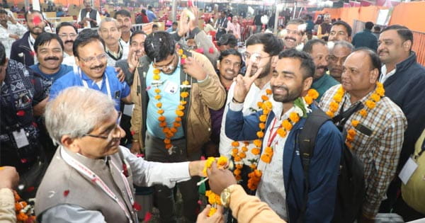 चुनाव संपन्न होते ही ड्यूटी में लगे कर्मचारियों को किया भुगतान, EVM जमा करते ही 10 हजार 800 मतदान कर्मियों के खाते में 1.18 करोड़ ट्रांसफर