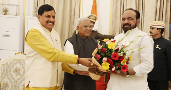 MP के प्रोटेम स्पीकर बने गोपाल भार्गव, राज्यपाल ने राजभवन में दिलाई शपथ; देखें VIDEO