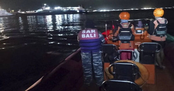 इंडोनेशिया के बाली में हादसा : 65 लोगों को ले जा रही फेरी नाव डूबी, 4 की मौत; कई लोग लापता