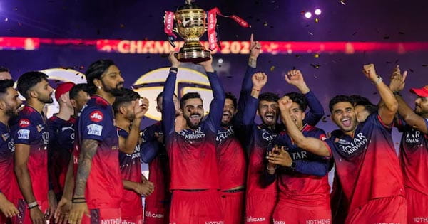 आरसीबी बनी IPL की सबसे वैल्यूएबल टीम, पांच-पांच बार की चैंपियन MI और CSK को पीछे छोड़ा, आईपीएल की कुल वैल्यू 1.56 लाख करोड़ रुपए