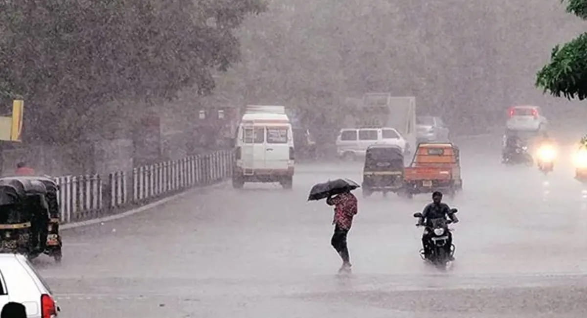 MP Weather Update : मानसून की विदाई के बीच प्रदेश में तेज बारिश का अलर्ट, अगले 3 दिन कई संभागों में गिरेगा पानी