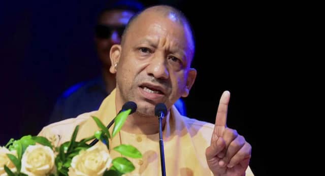 बिहार में योगी ने INDIA गठबंधन पर कसा तंज!