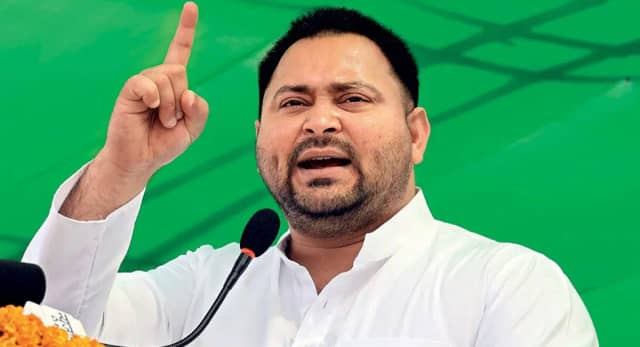 तेजस्वी यादव का बड़ा ऐलान- इंडिया ब्लॉक की सरकार बनी तो वक्फ कानून कूड़ेदान में फेंक देंगे
