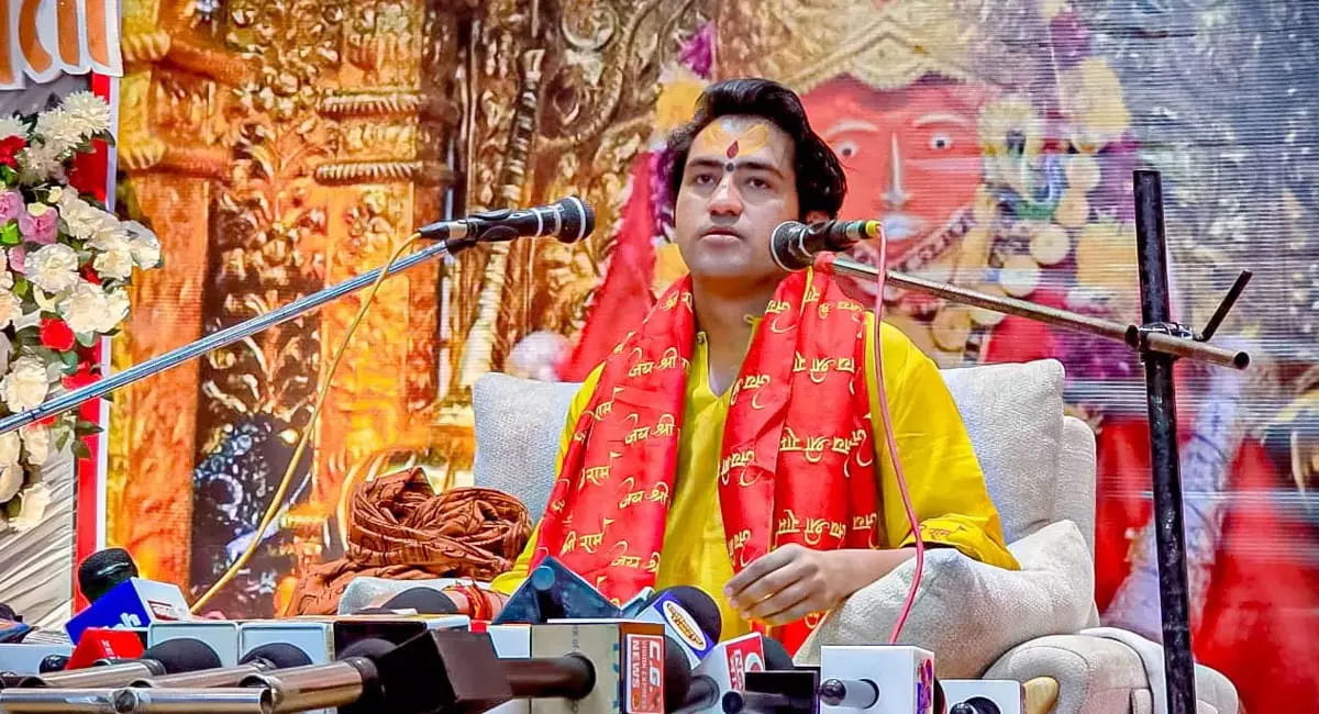 बोले- भक्ति-राष्ट्रवाद अंधविश्वास नहीं, जिन्हें लगता है वे देश छोड़ दें