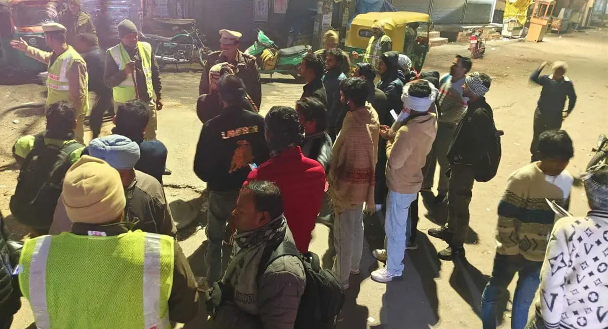 285 गिरफ्तार, अवैध हथियार-शराब और ड्रग्स बरामद