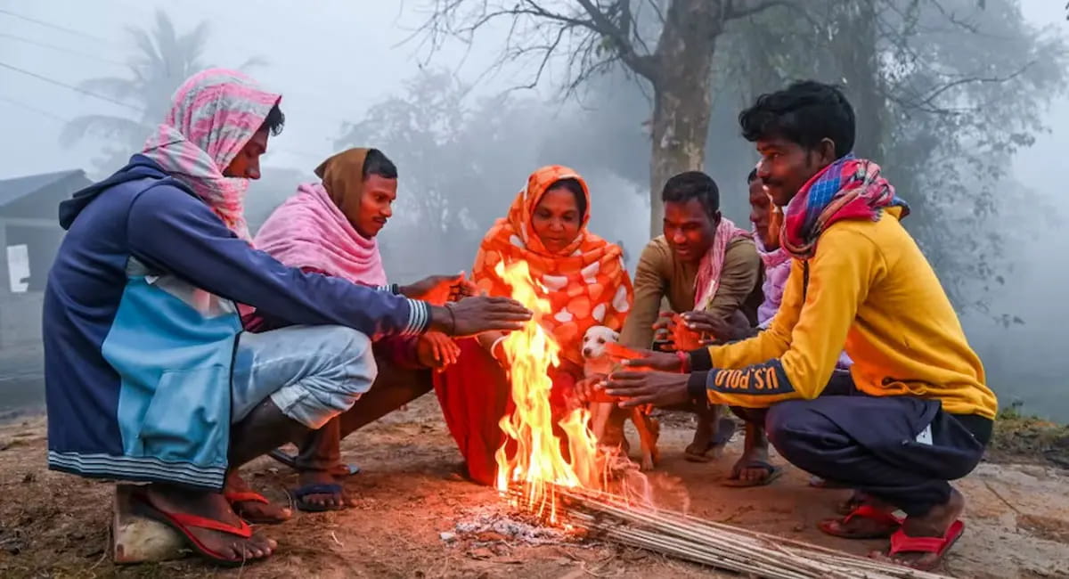 उत्तराखंड में तापमान-22°C, नदियां जमीं; कई राज्यों में शीतलहर और कोहरे का अलर्ट