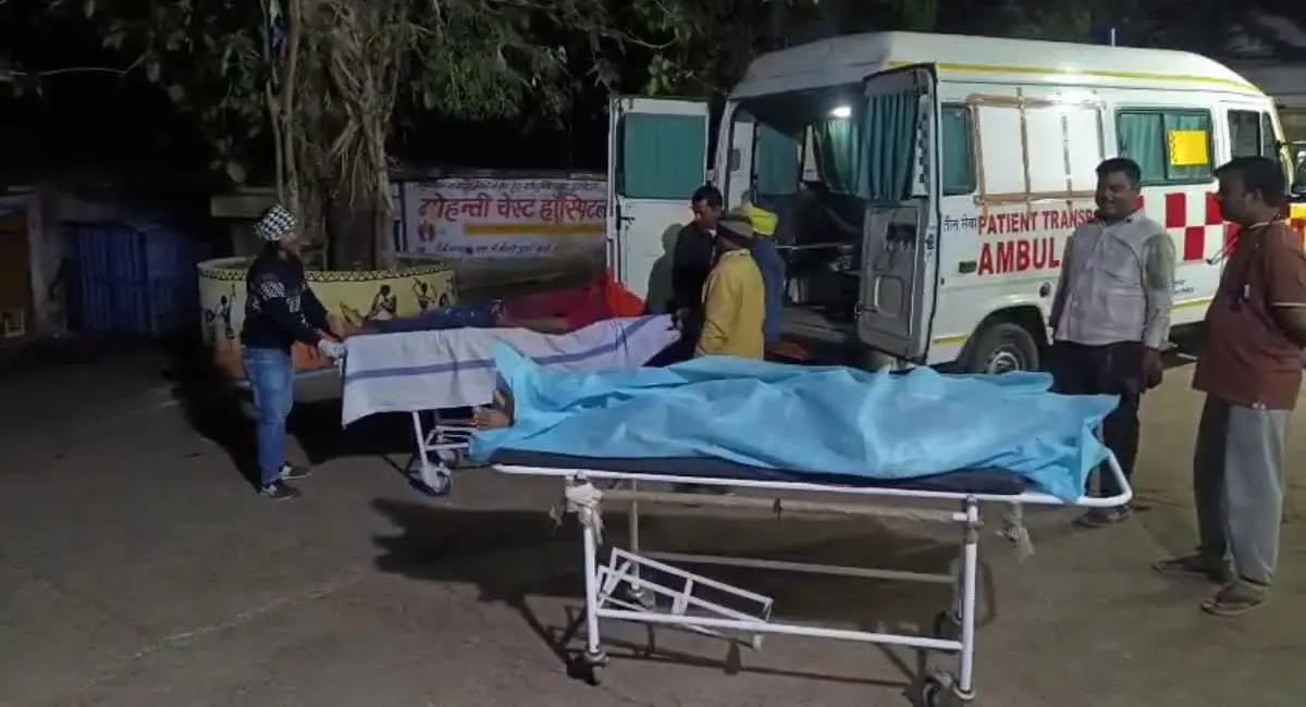 मंडला में जर्जर पुलिया से नीचे गिरी बाइक, 4 युवकों की जान गई