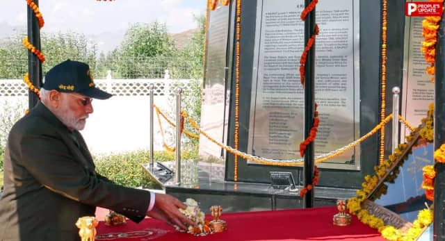 527 वीरों के बलिदान को देश का सलाम, राष्ट्रपति-पीएम समेत नेताओं ने शहीदों को दी श्रद्धांजलि