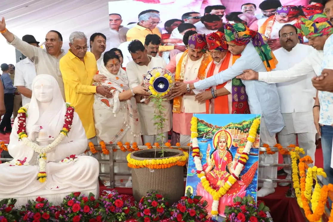 नर्मदा परियोजना का चौथा चरण शुरू, सीएम बोले- अब शिप्रा में बहेगा शिप्रा का ही जल