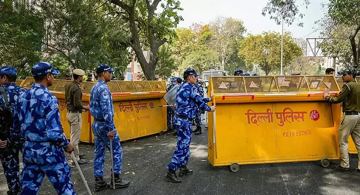 BJP मुख्यालय समेत कई सरकारी इमारतों की सुरक्षा बढ़ाई गई, खुफिया एजेंसियों ने जारी की चेतावनी
