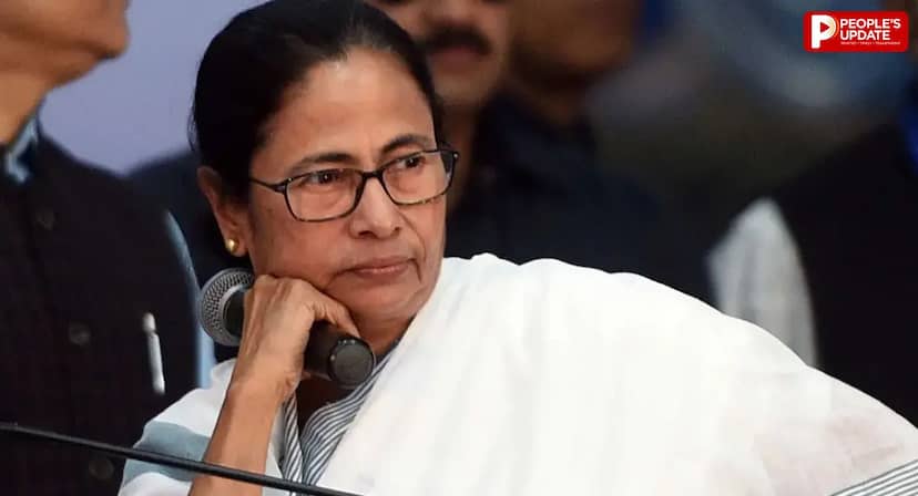 ममता बनर्जी और TMC छात्र परिषद के आयोजकों पर FIR, HC आदेश के उल्लंघन का आरोप