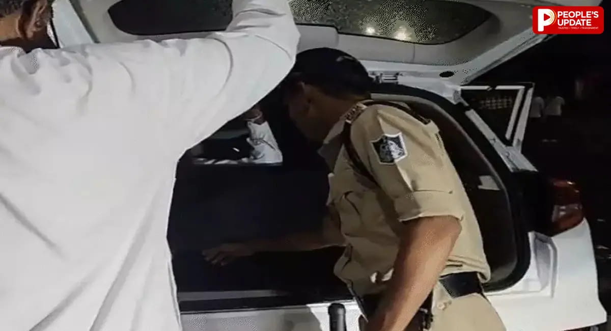 रातभर पुलिस का सर्च ऑपरेशन, बैरिकेड्स लगाकर वाहनों की जांच; कई लोगों से पूछताछ