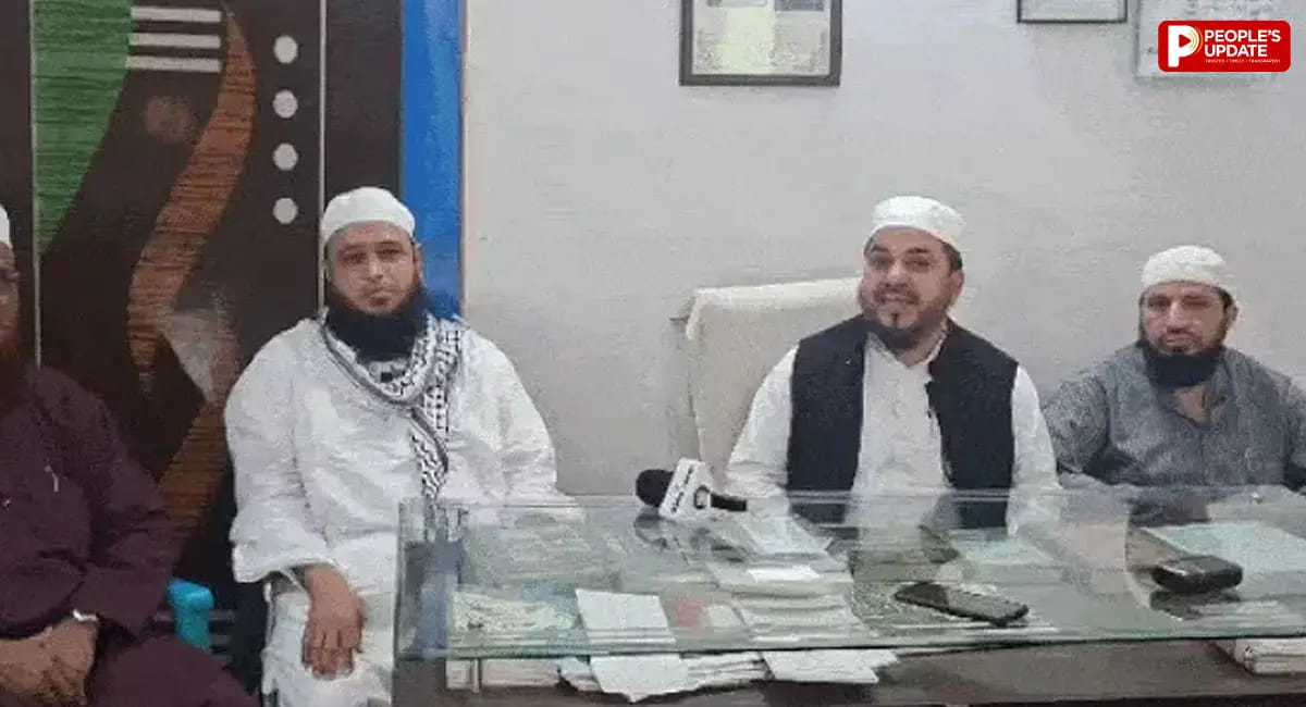 मंदिरों का हवाला देकर सरकार पर बरसे जमीयत के सदर, बोले- जो अपनी धार्मिक संस्थाएं नहीं संभाल पा रहे, वे वक्फ की हिफाजत कैसे करेंगे?