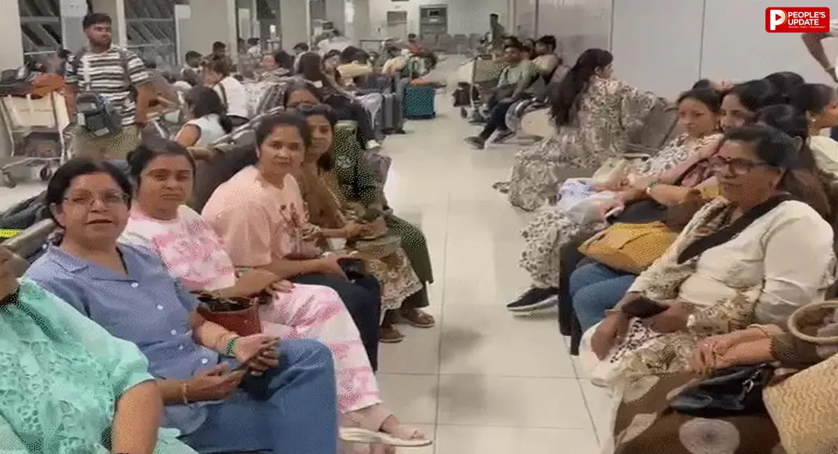 बैंकॉक एयरपोर्ट पर 28 घंटे से फंसे 200 भारतीय, एअर इंडिया की फ्लाइट में तकनीकी खराबी के बाद बढ़ी परेशानी