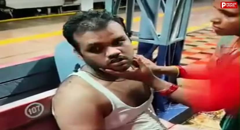 कुबेरेश्वर धाम से लौट रहे 24 वर्षीय युवक की ट्रेन में बिगड़ी तबीयत, गार्ड और यात्रियों ने पहुंचाया अस्पताल