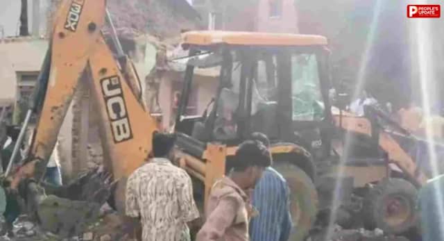सांवेर में जर्जर इमारत की दीवार ढही, तीन महिला श्रमिकों की मौत; चार गंभीर घायल