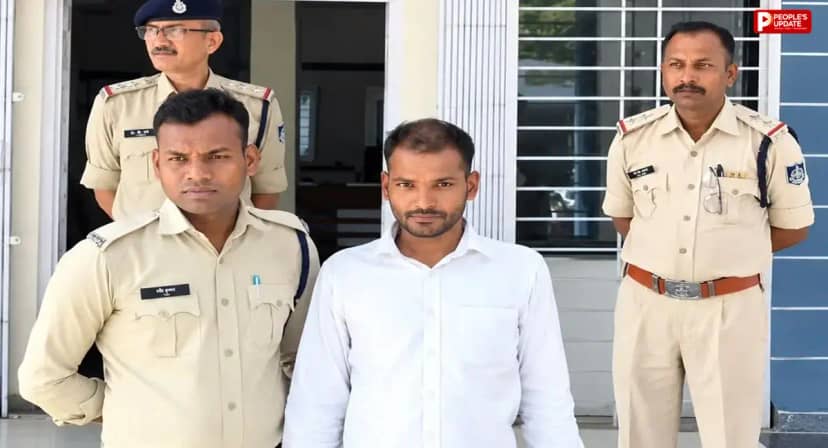 हरदा में नौकरी के नाम पर ठगी का आरोप, कांग्रेस नेता वीरेंद्र मालवीय गिरफ्तार; 3200 युवाओं से वसूली की शिकायत
