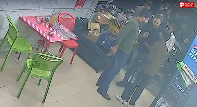भोपाल में कॉलेज छात्रों के विवाद में पिस्टल लहराने का आरोप, बीच-बचाव करने आए पुलिस जवान पर भी तानी